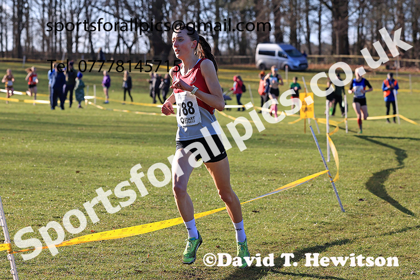 Junior Womens 2025 Northern Cross Country Champs, Tatton Park, Knutsford, Cheshire. Photo: David T. Hewitson/Sports for All Pics